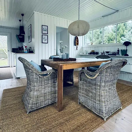 New England-style Near Dronningmolle * Gilleleje